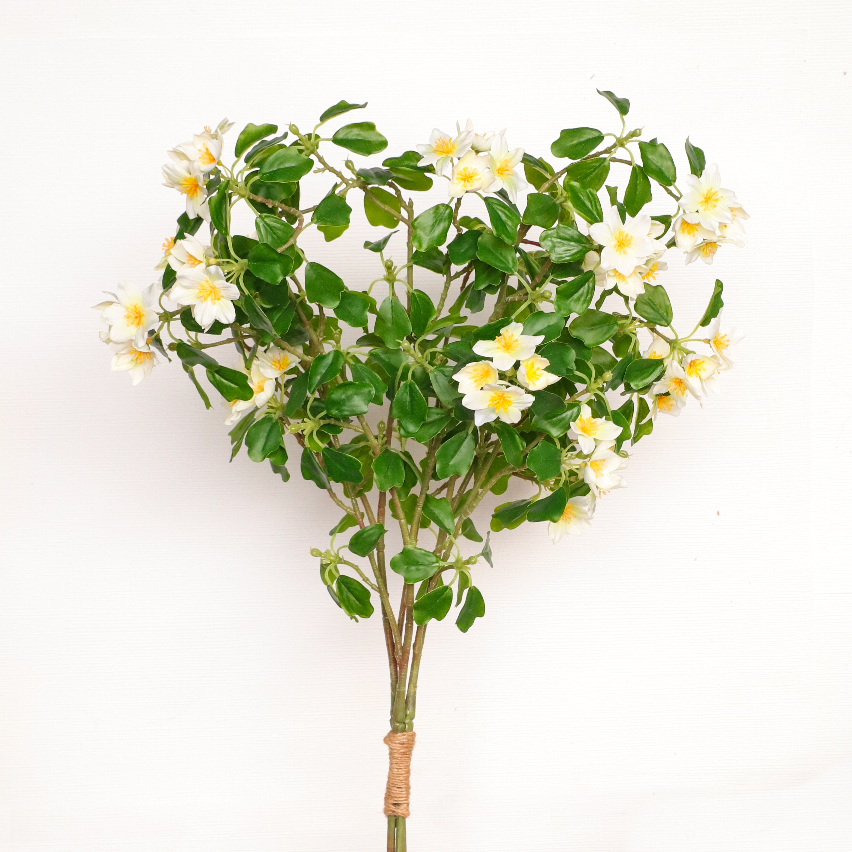 *Inner* 30.7" White Flower Bundle
