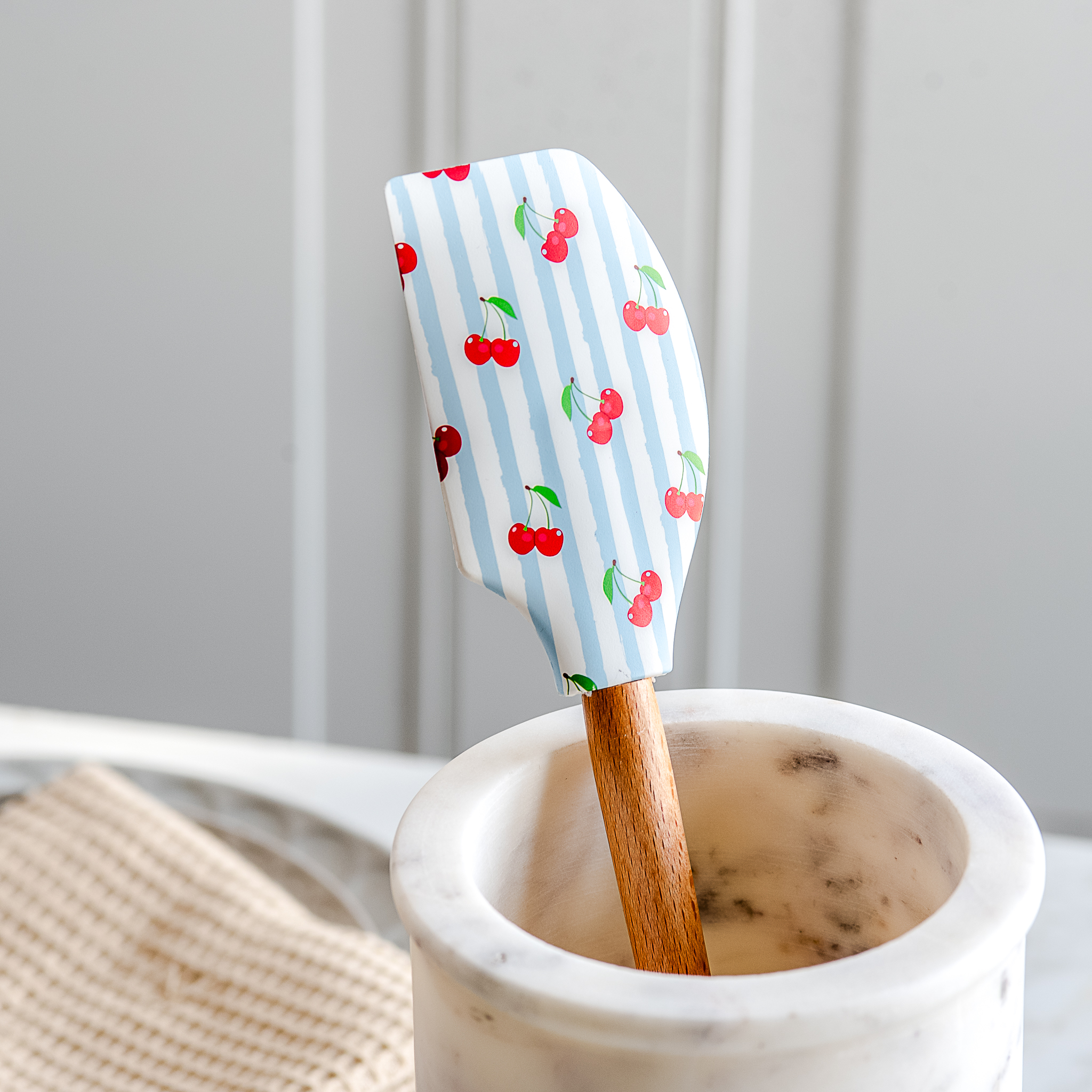 *Inner* 12.6" Cherry Rubber Spatula