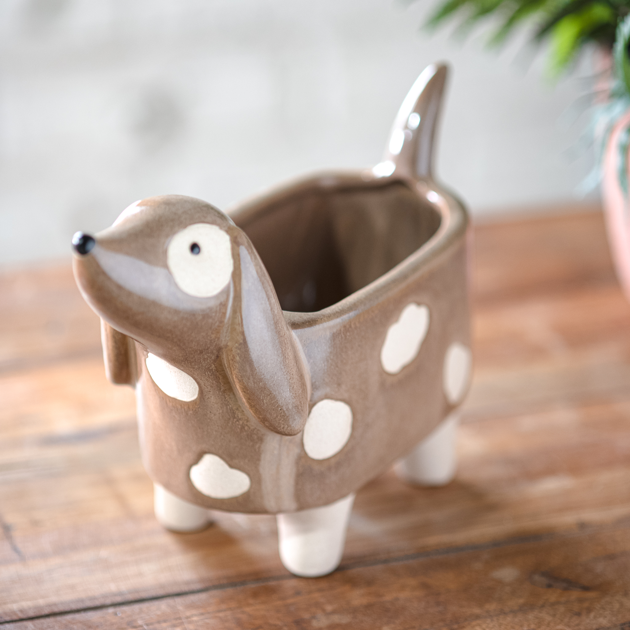 Lg Brown Dog Planter