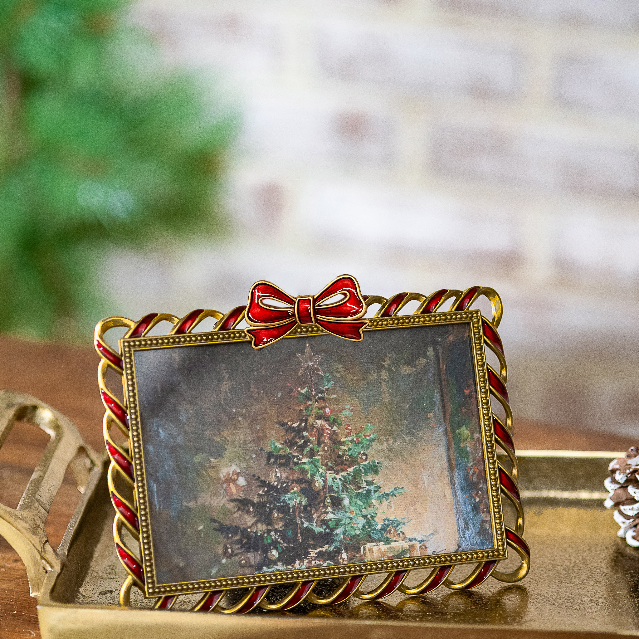 6 X 4 Bow Enamel Photo Frame