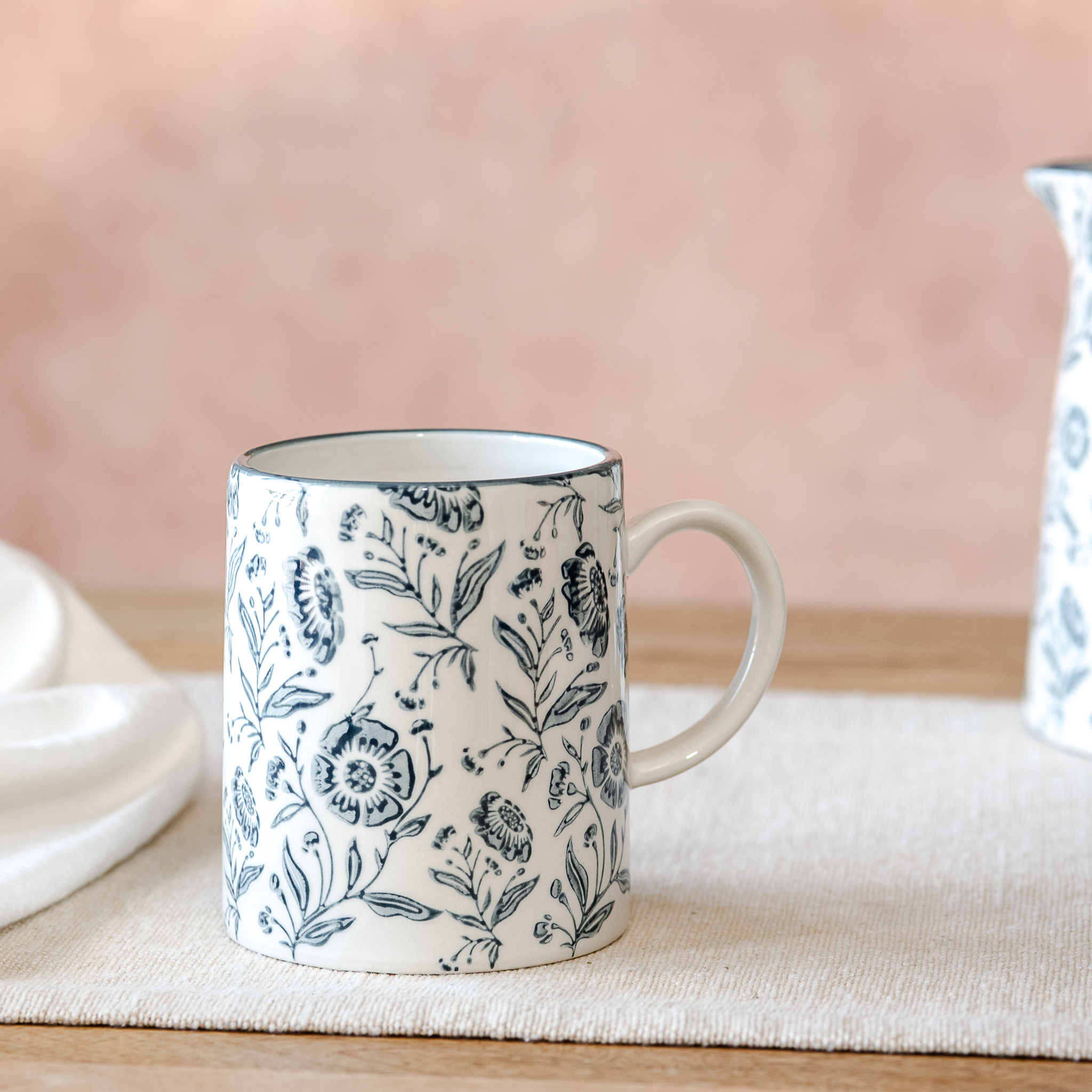 *Inner* Blue Primrose Pattern Mug