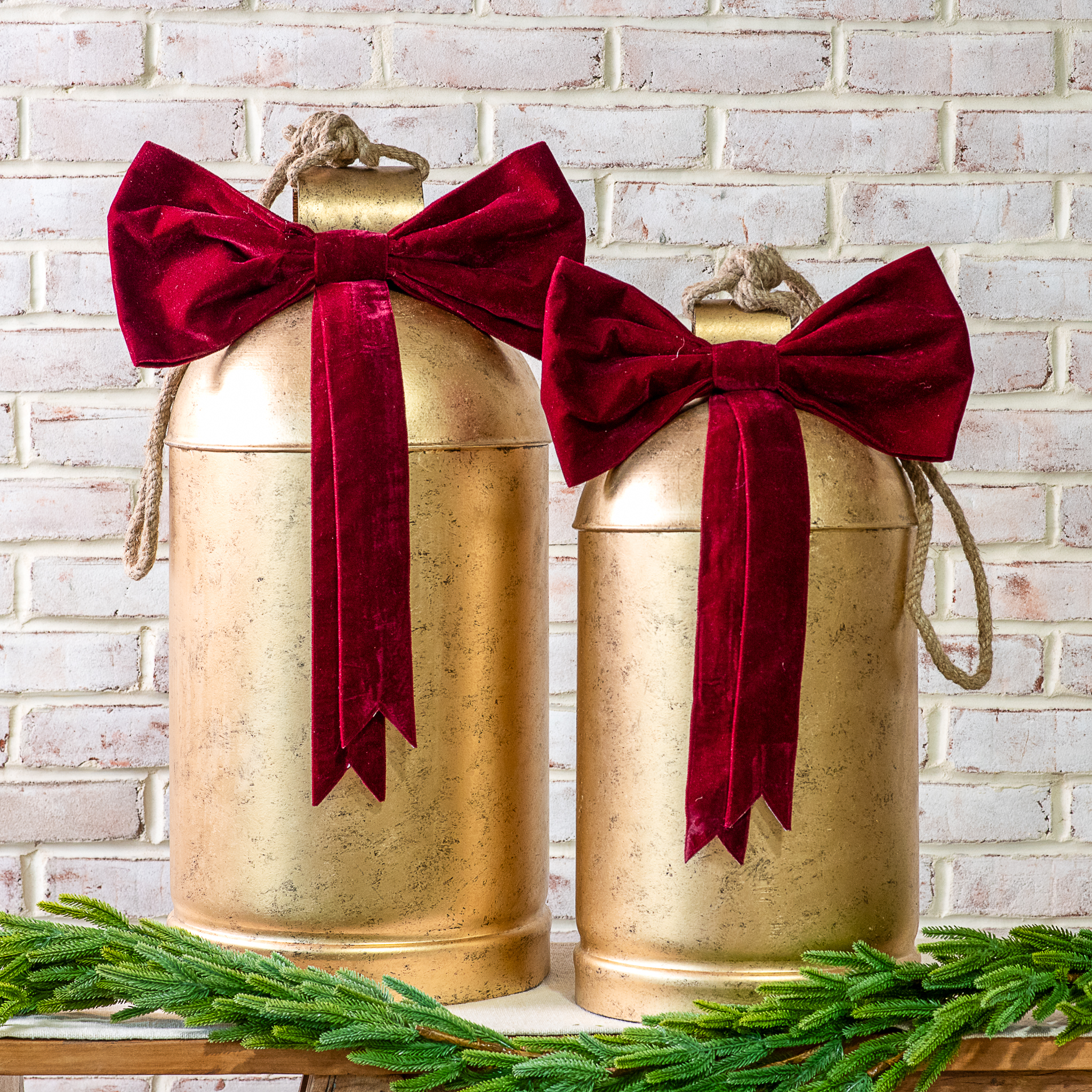 S/2 Gold Bells With Red Velvet Bow
