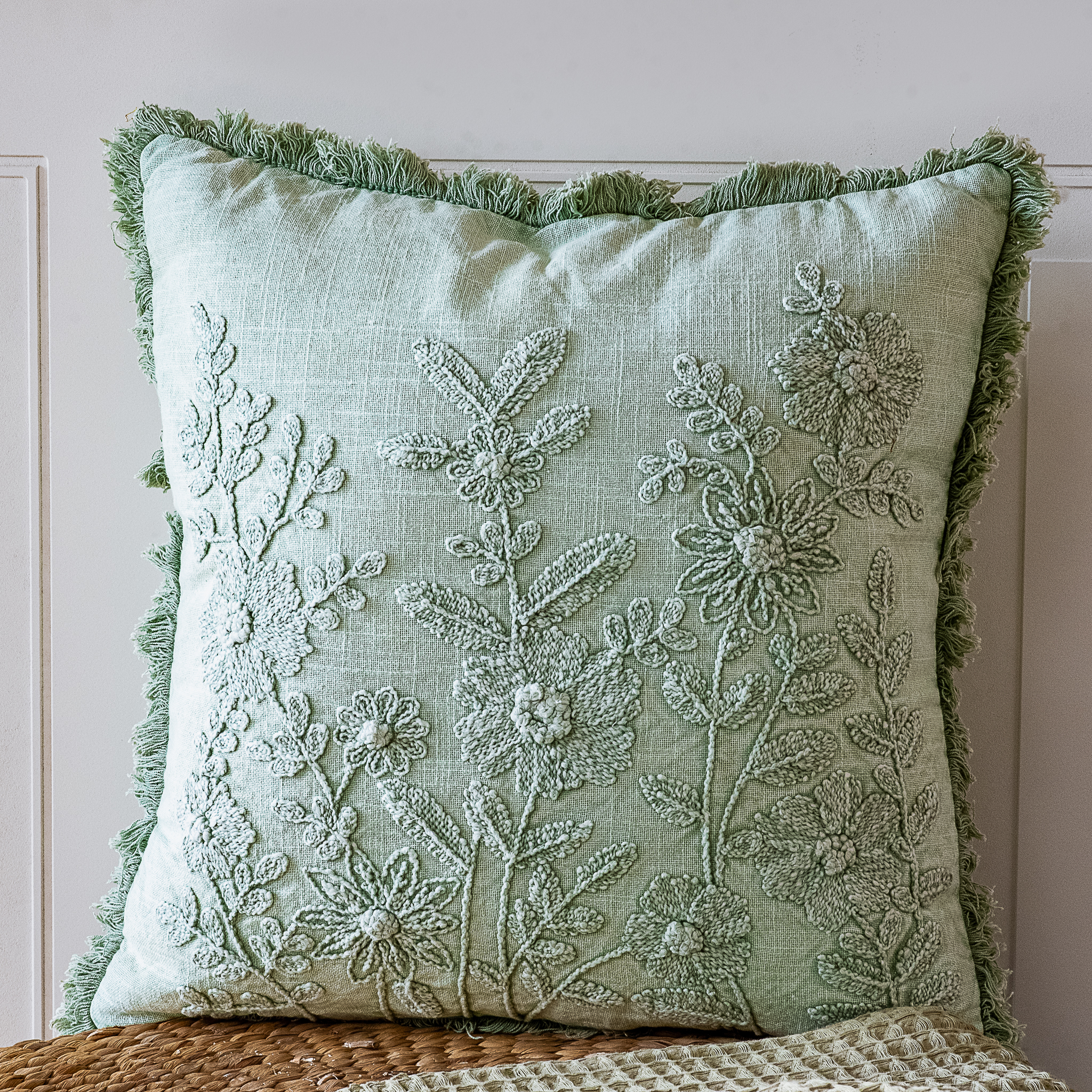 20" Celadon Green Sm Zinnia Pillow (Color Vary)