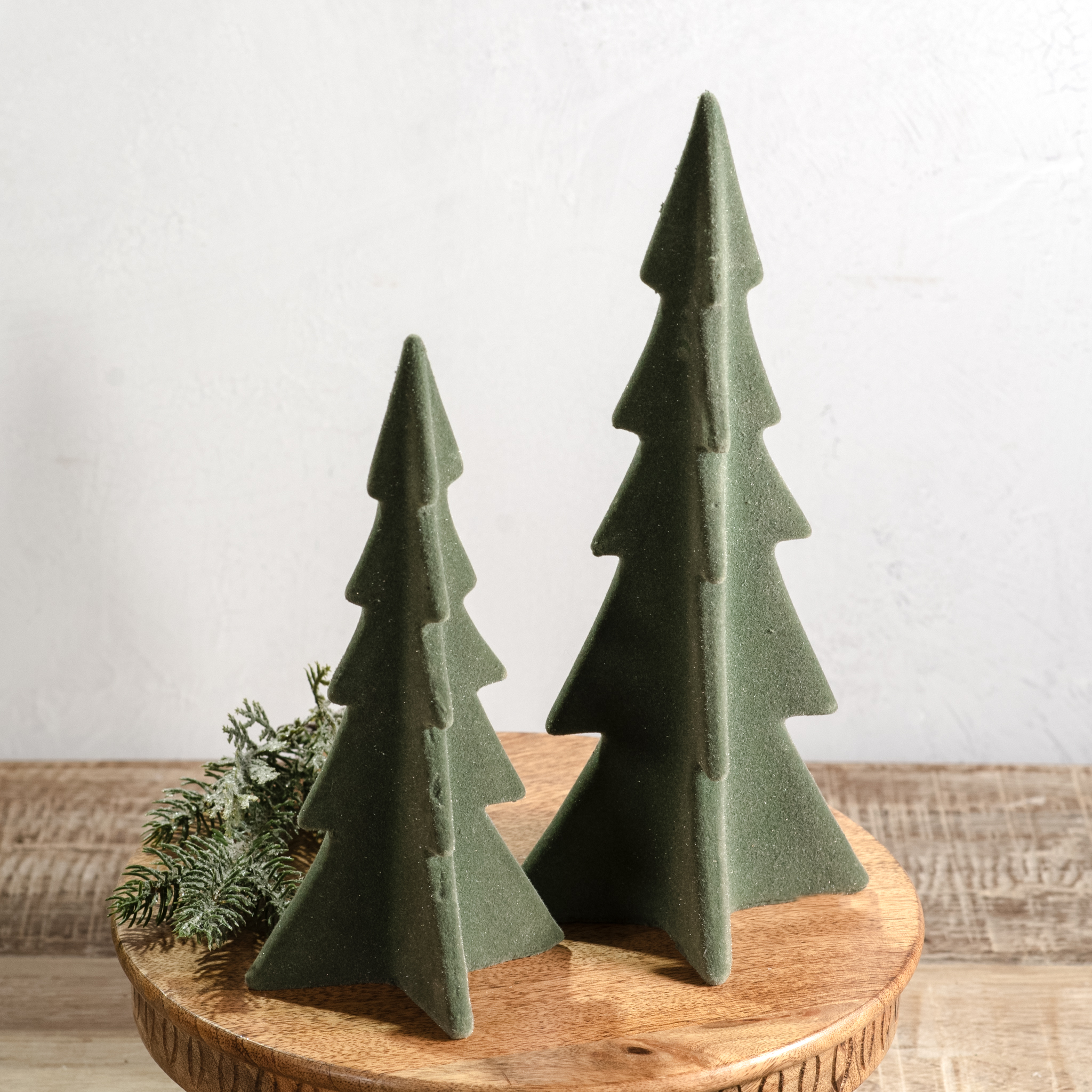 *Inner* S/2 Green Velvet Pointy Trees