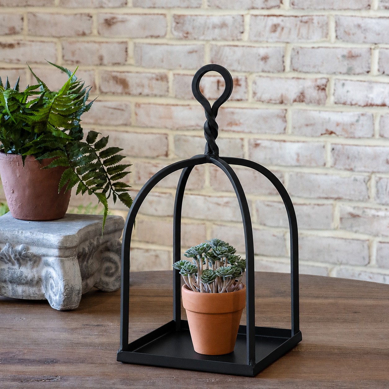 Matte Black Displayer
