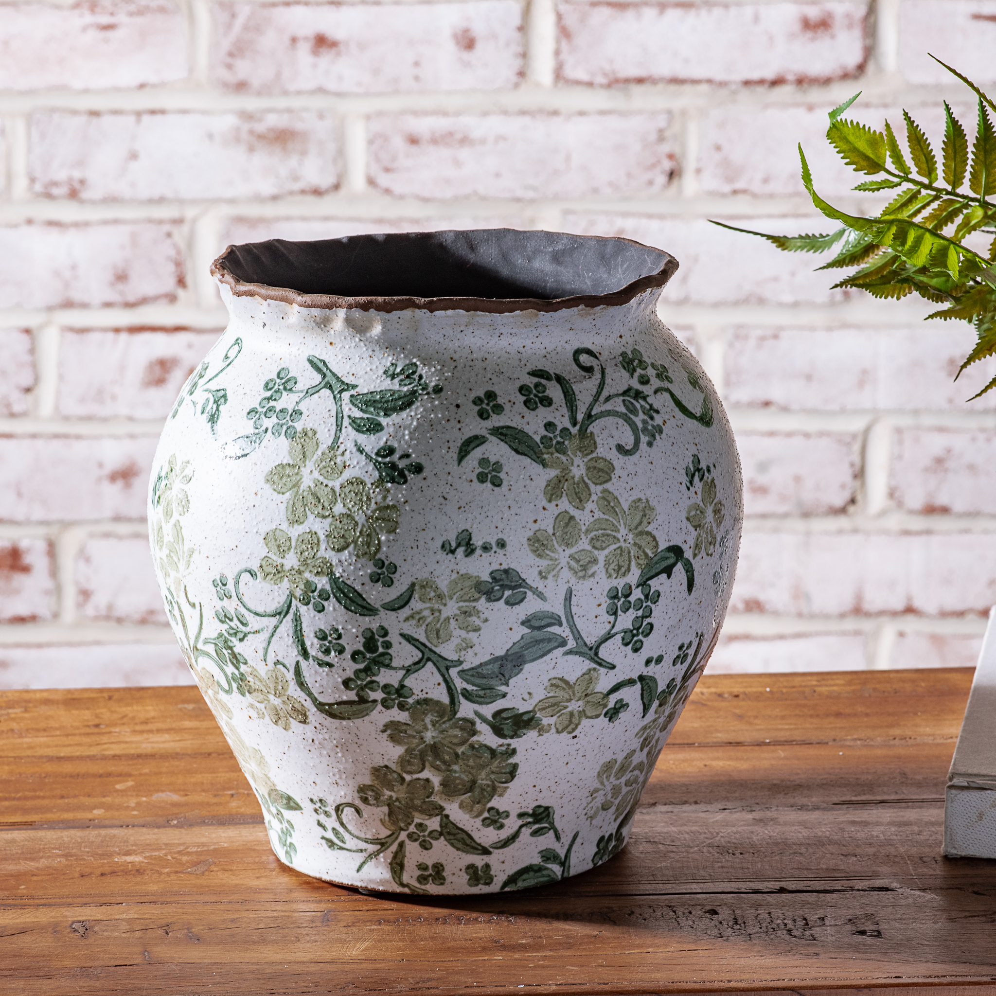 *Inner* 8.66" 2 Tone Green Floral Vase