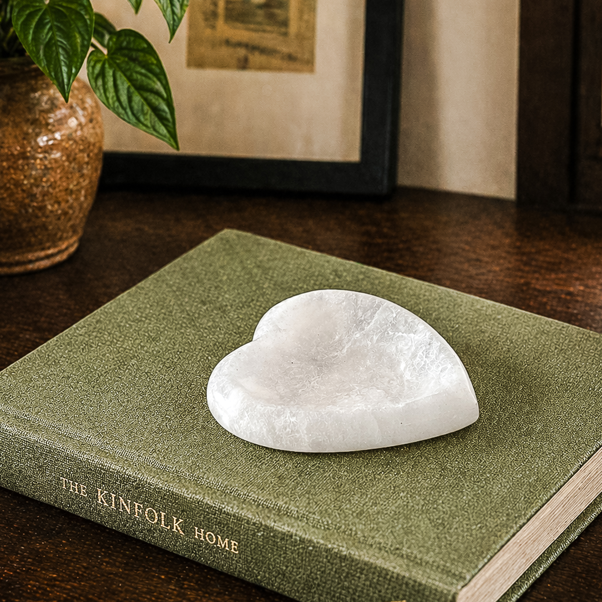 *Inner* 4" Wh Alabaster Heart Dish