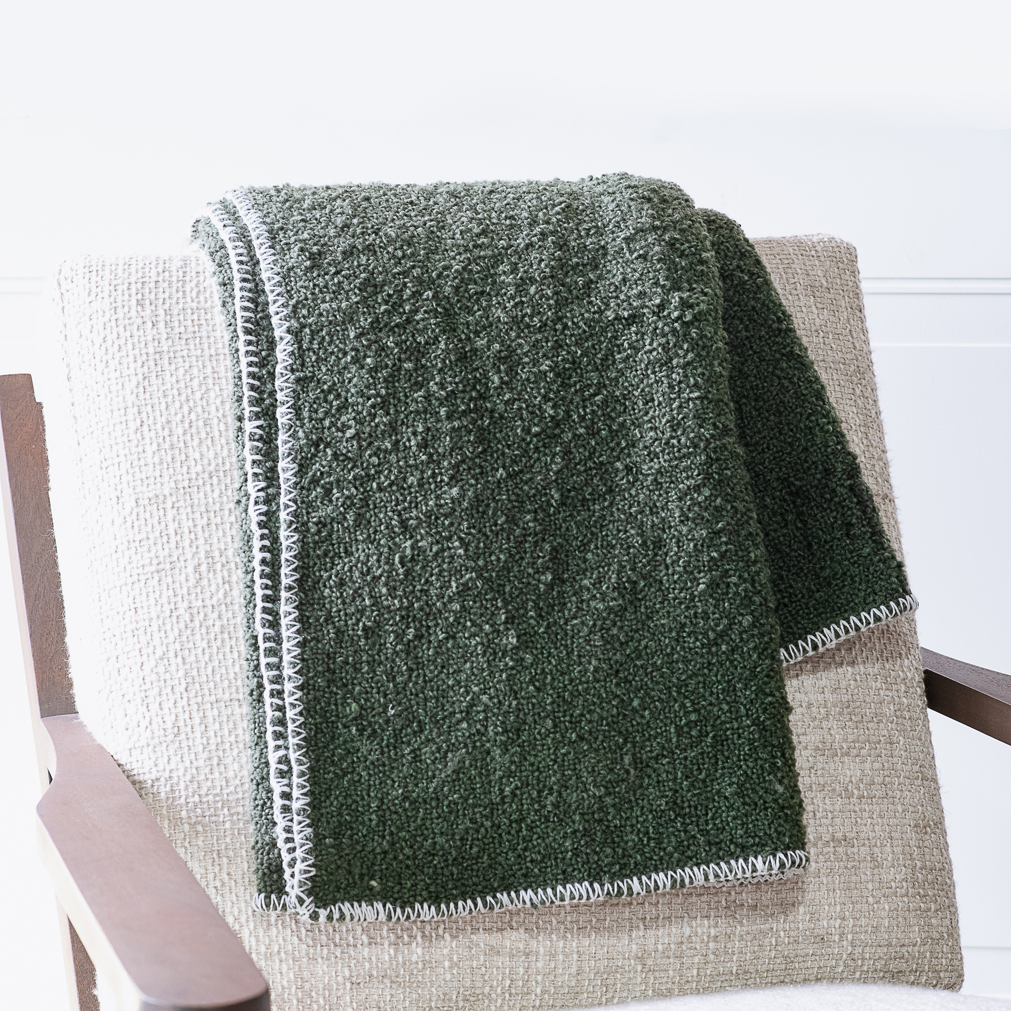 *Inner* 50 X 60 Green Polyester Throw