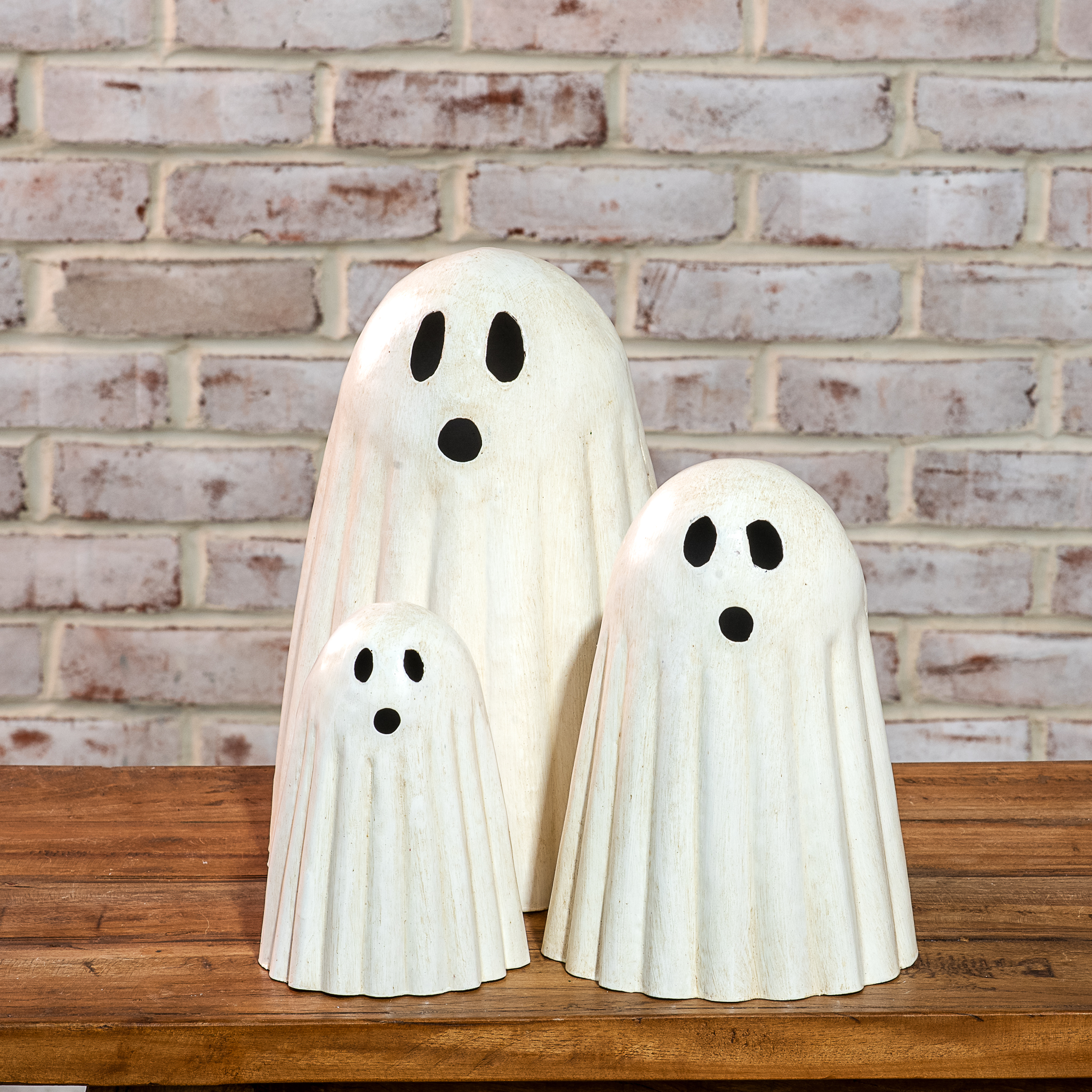 S/3 Metal Ghost Decor