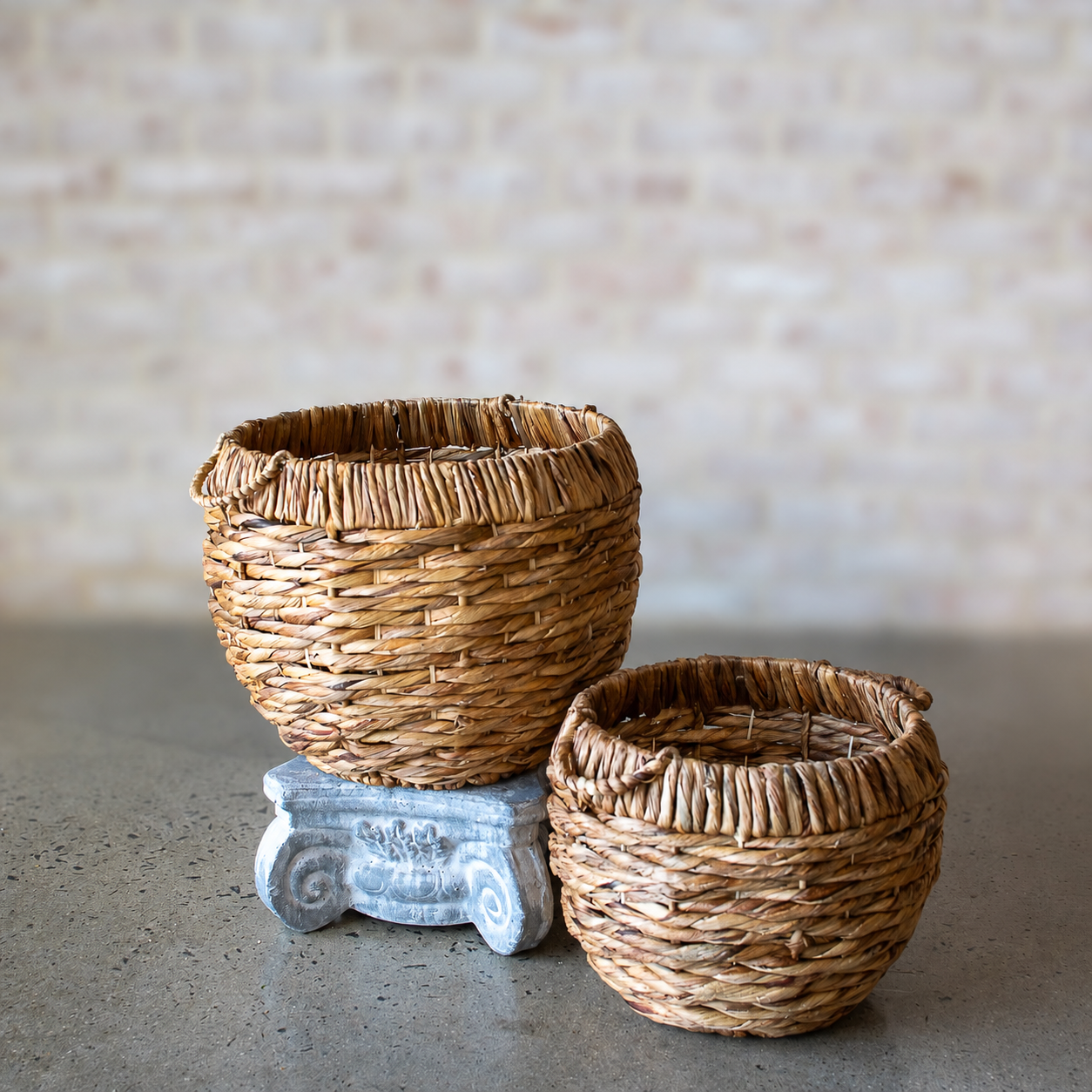S/2 Water Hyacinth Round Baskets