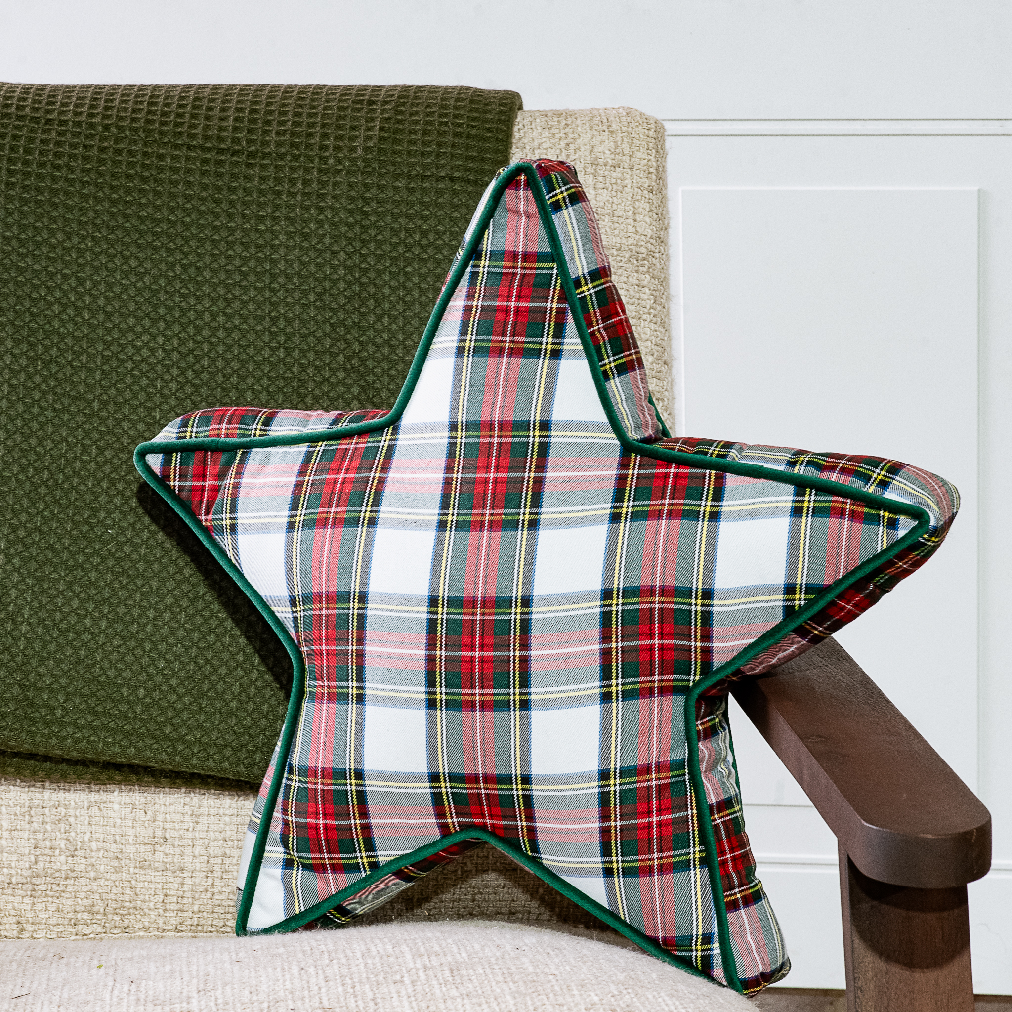 18" Star Shaped Plaid Pillow