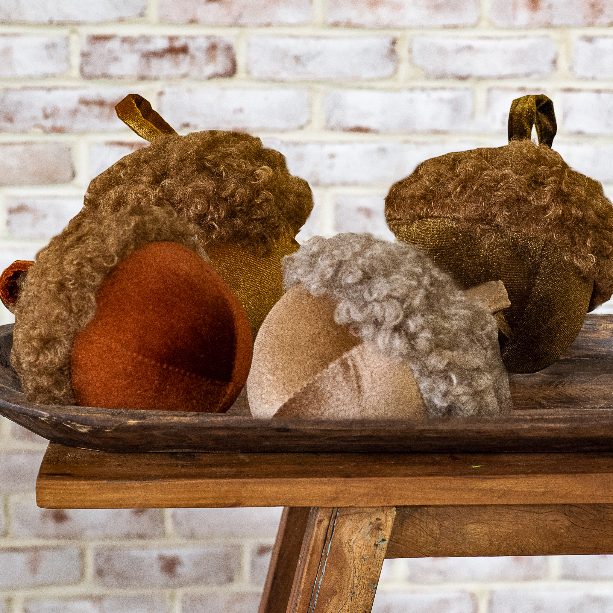 4 Asst. Velvet Acorn Decor