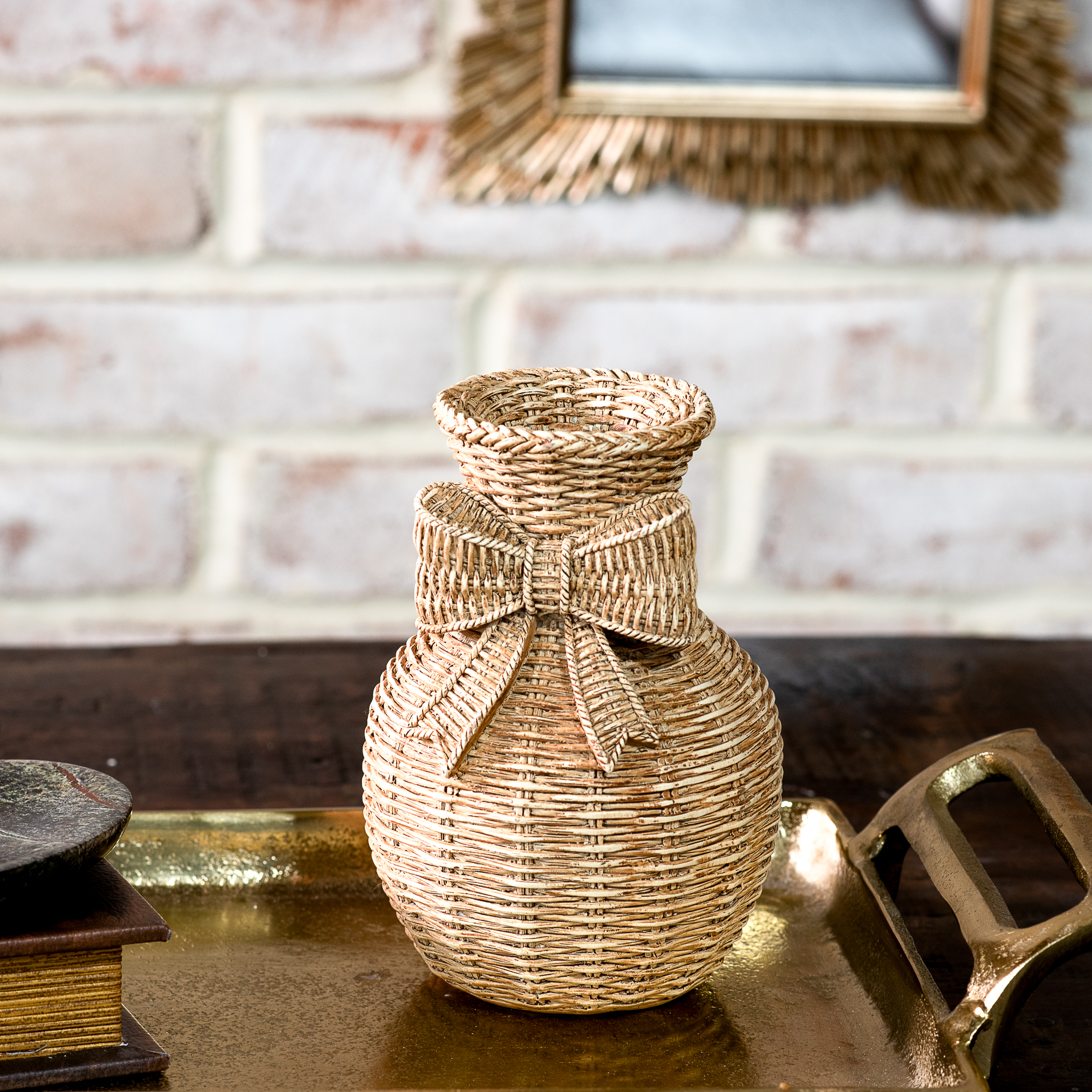 *Inner* 6" Polyresin Bow Weave Vase