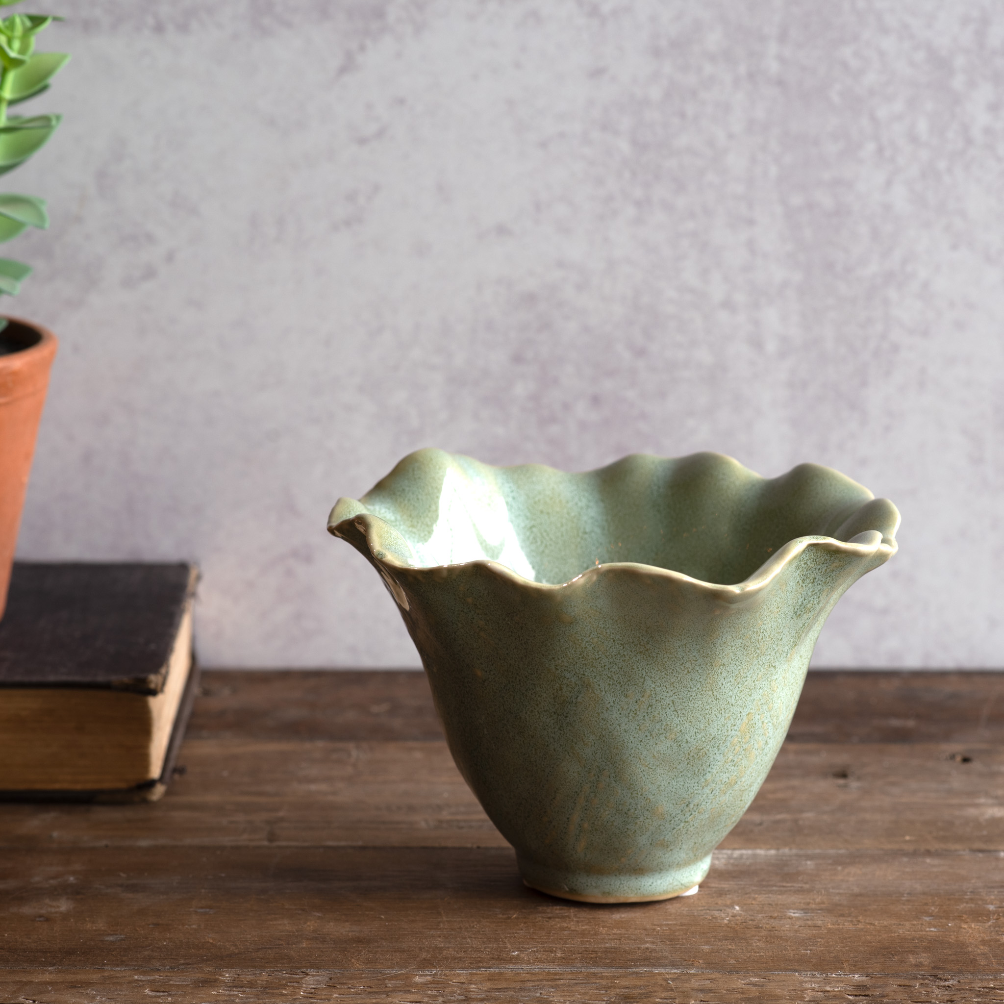 5.9" Lt. Green Deco Planter