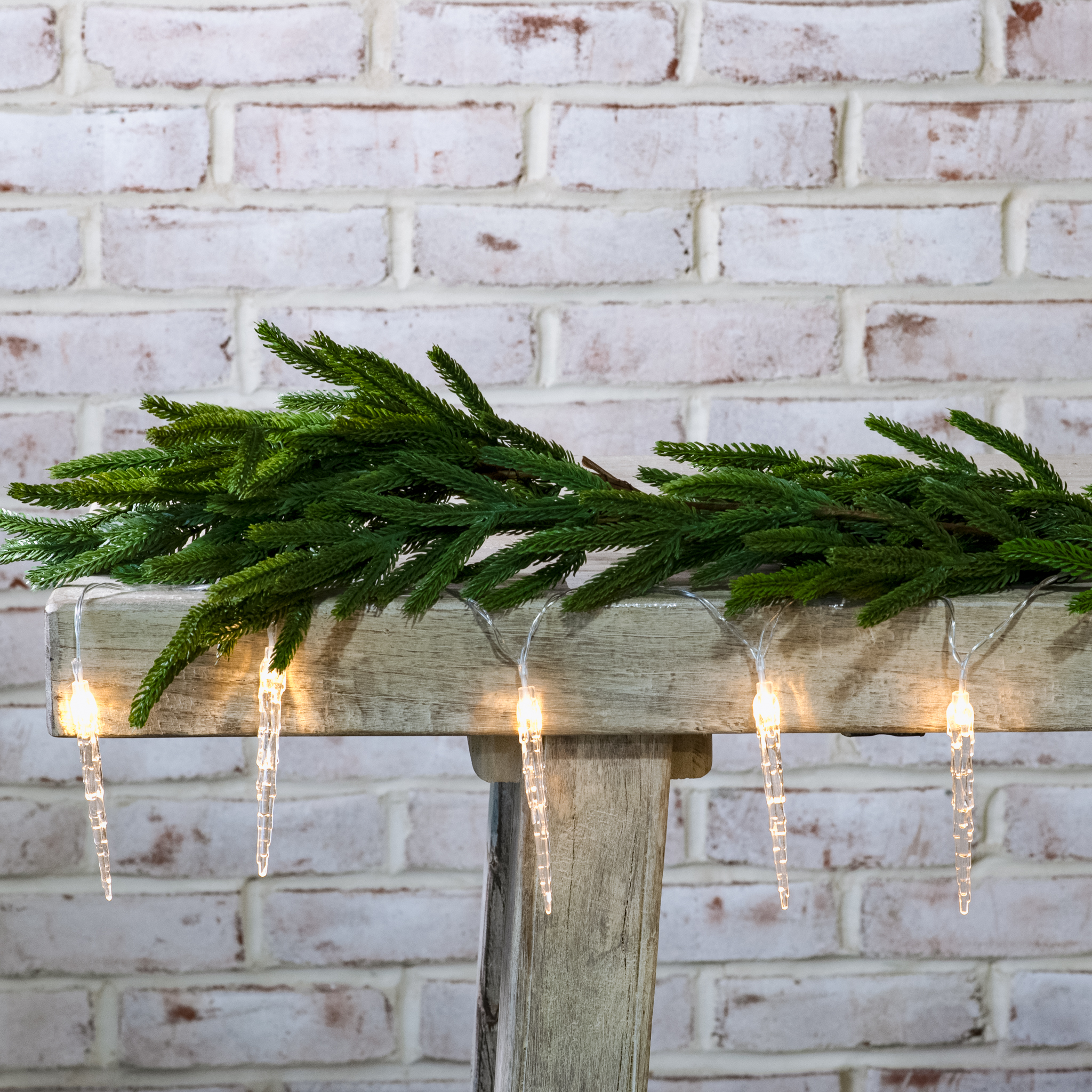 *Inner* White Led Icicle String Lights