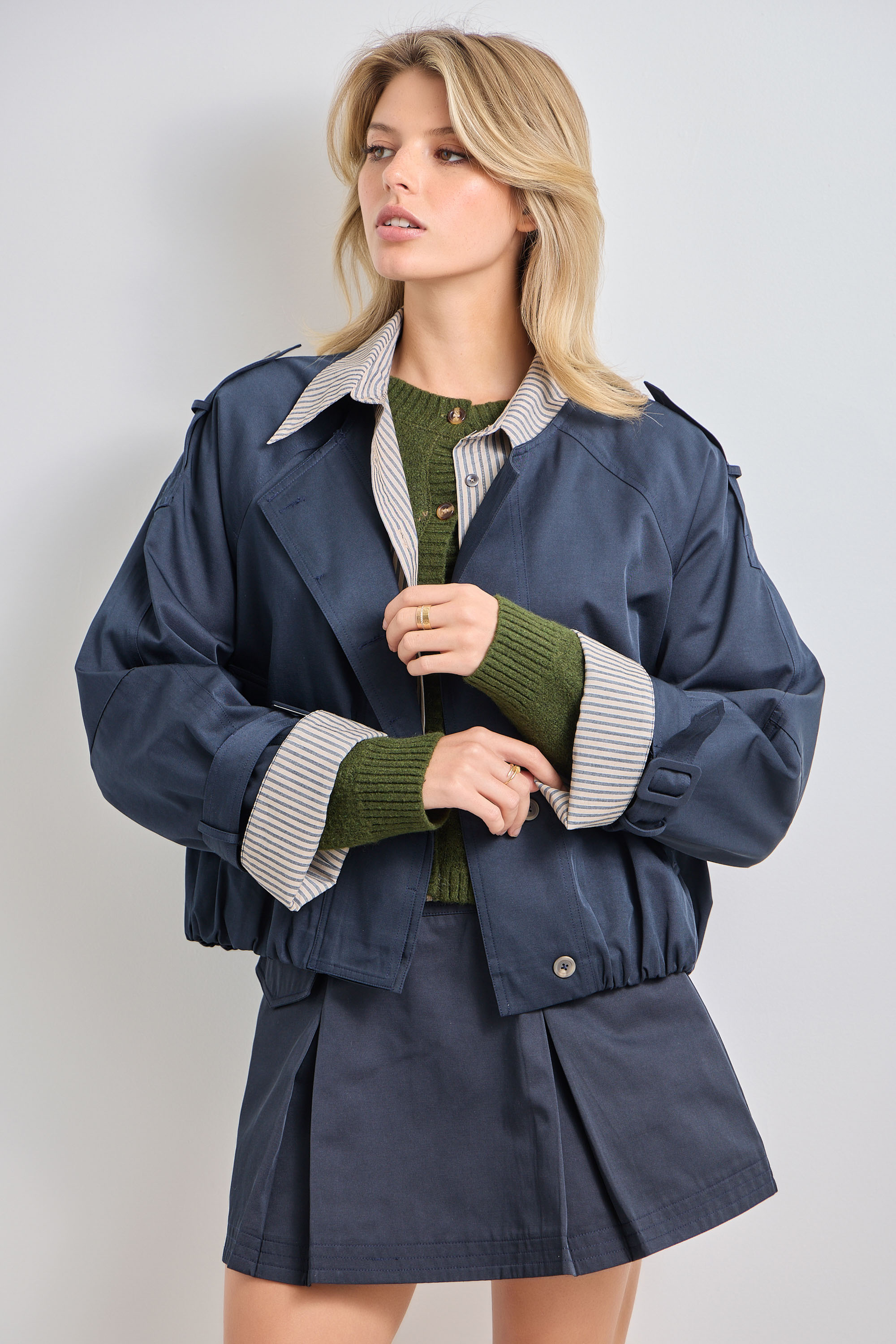 Plus Size Contrast Stripe Trim Twill Jacket