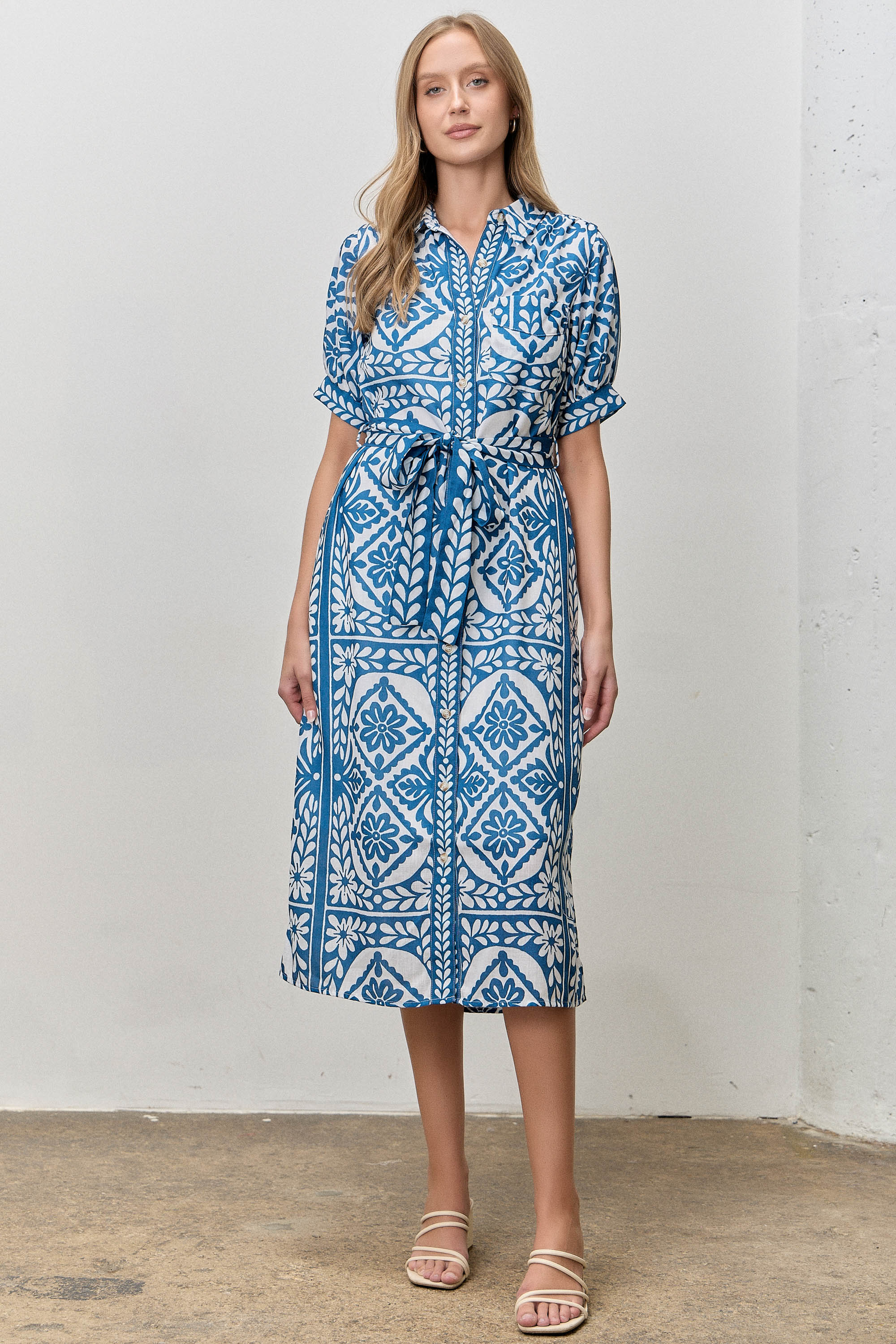 Plus Size Floral Print Waist Tie Midi Shirt Dress