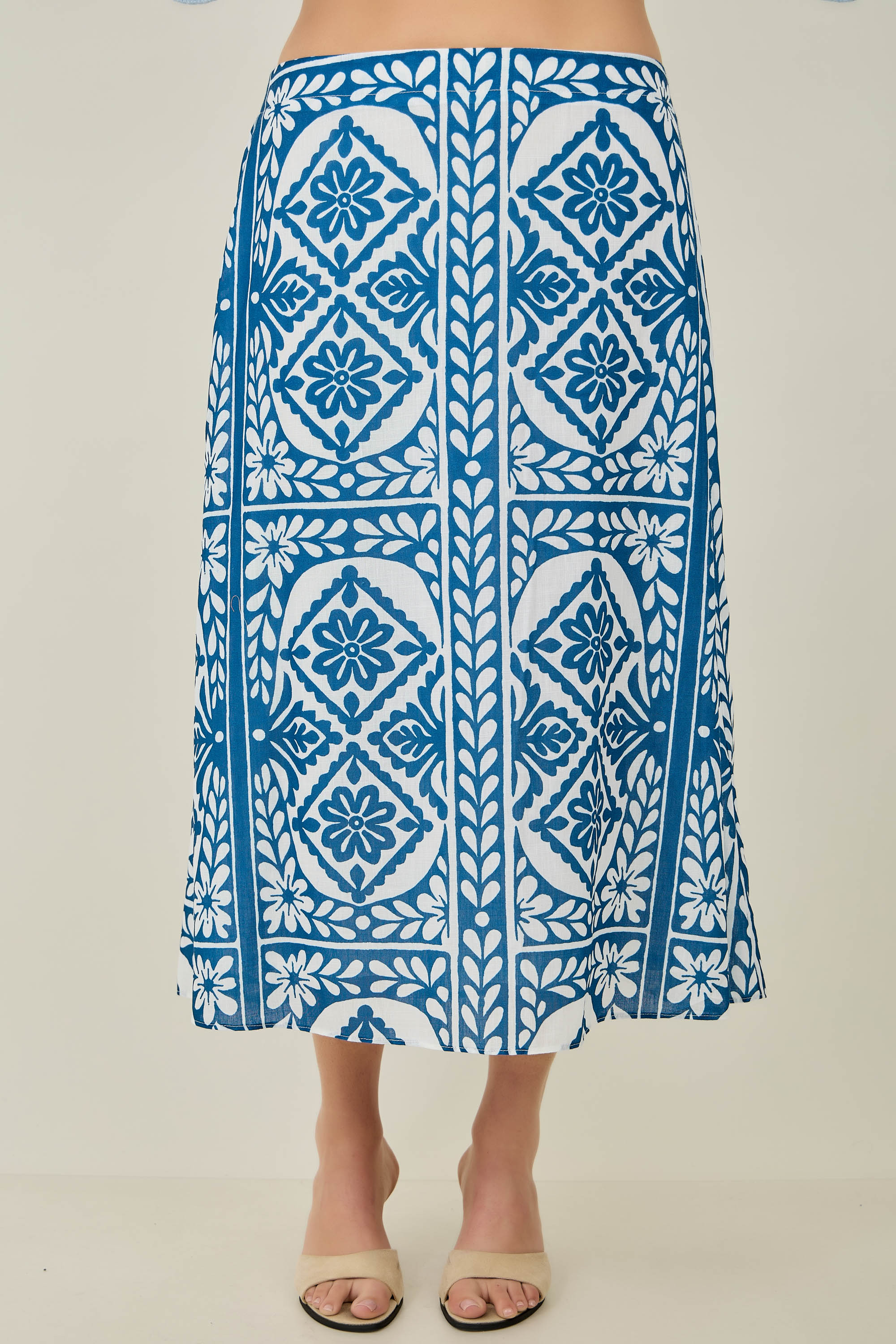 Plus Size Floral Print Elastic Back Waist Midi Skirt