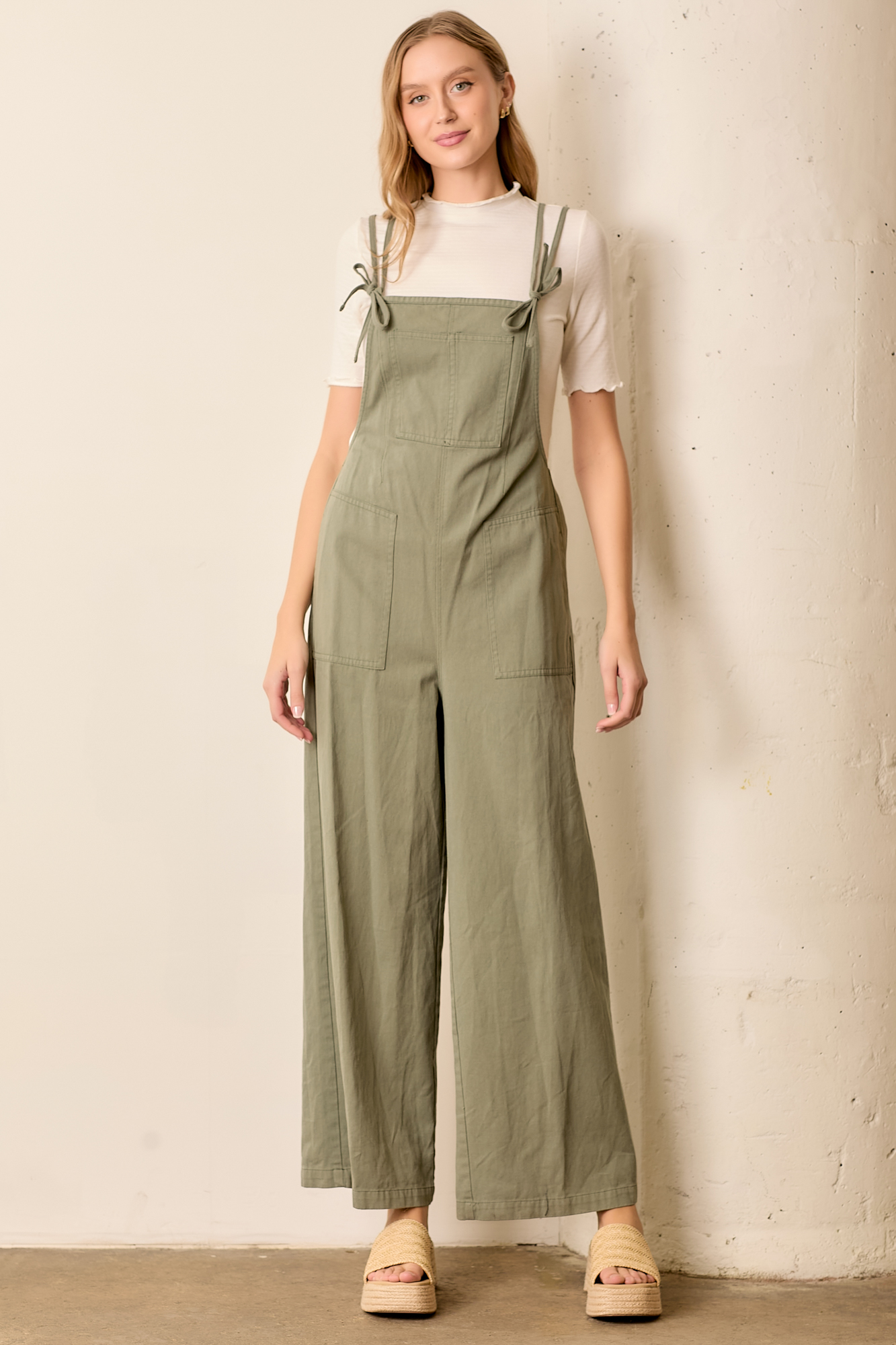 Jumpsuit W Back Strap Detail