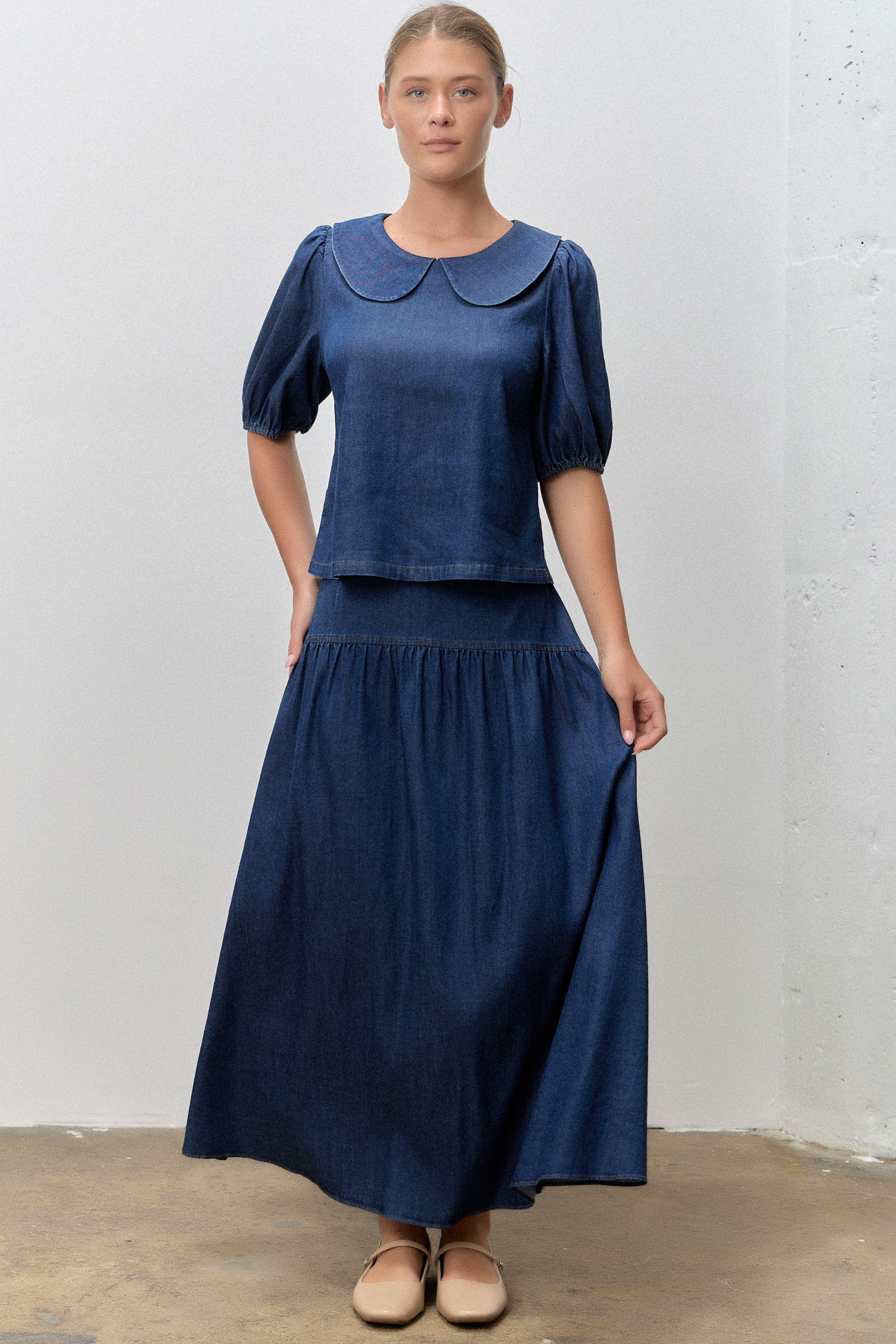 Stretched Chambray Collared Top