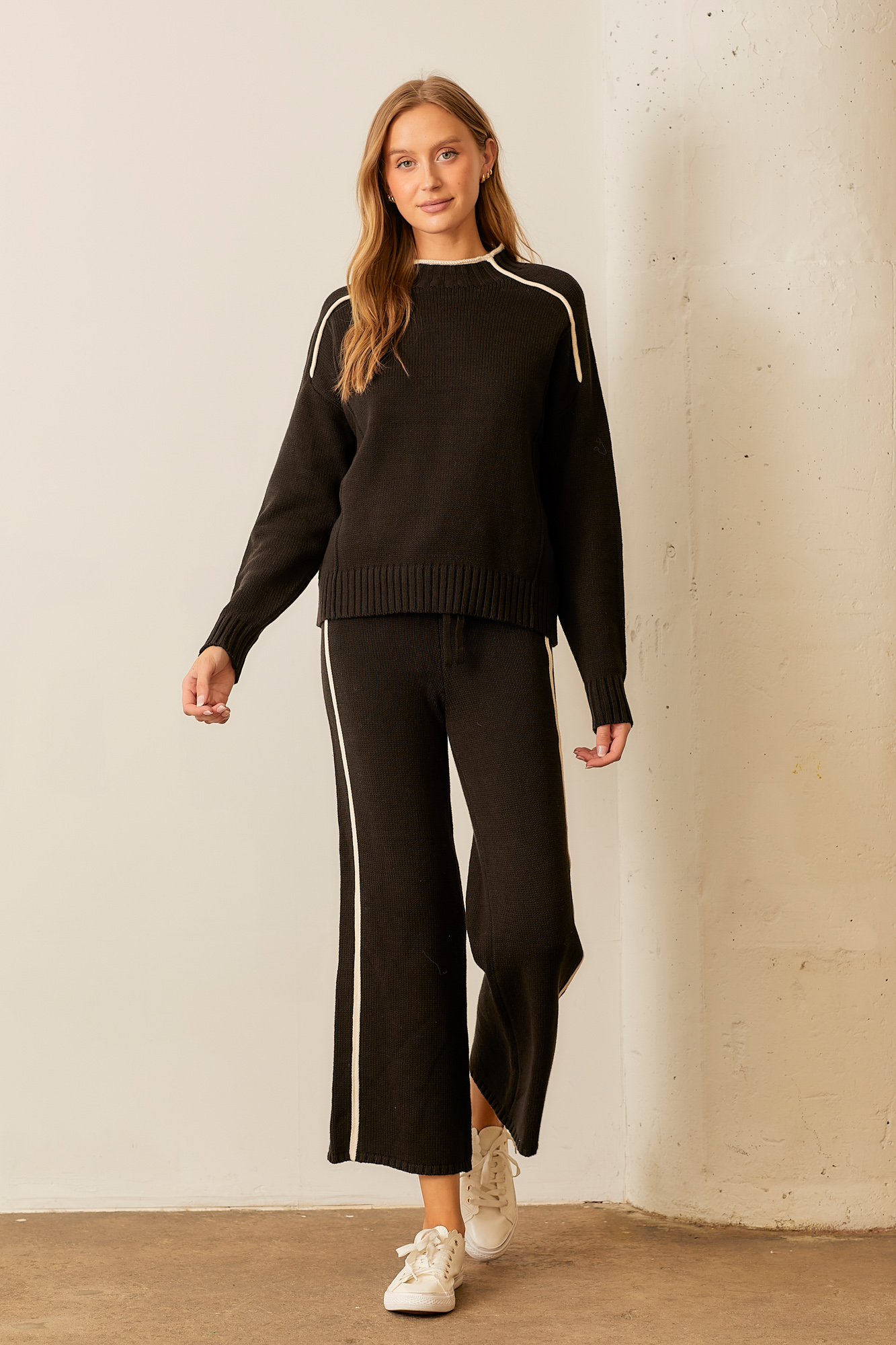 Contrasting Binding Sweatpant